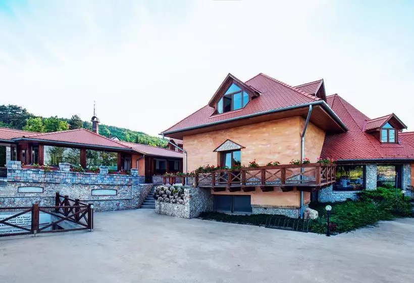 Hotel Kavics Spa Klub&