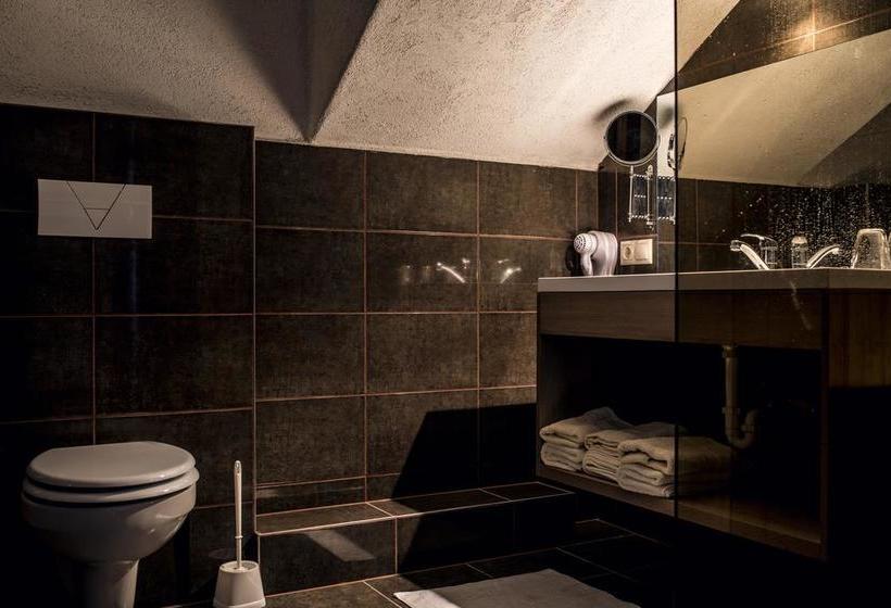 فندق Kavics Spa Klub&