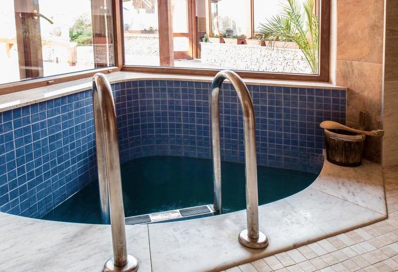 فندق Kavics Spa Klub&