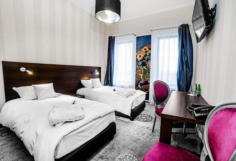 فندق Lawendowe Termy