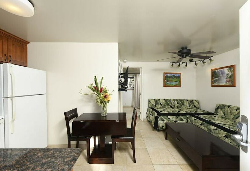 בית מלון כפרי Nona Lani Cottages