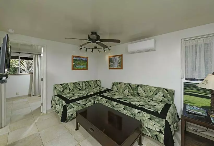 ホテル Nona Lani Cottages