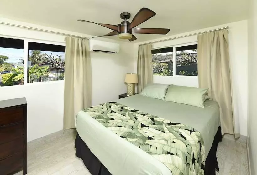ホテル Nona Lani Cottages