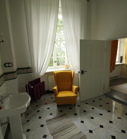 호텔 Pałac Nakomiady