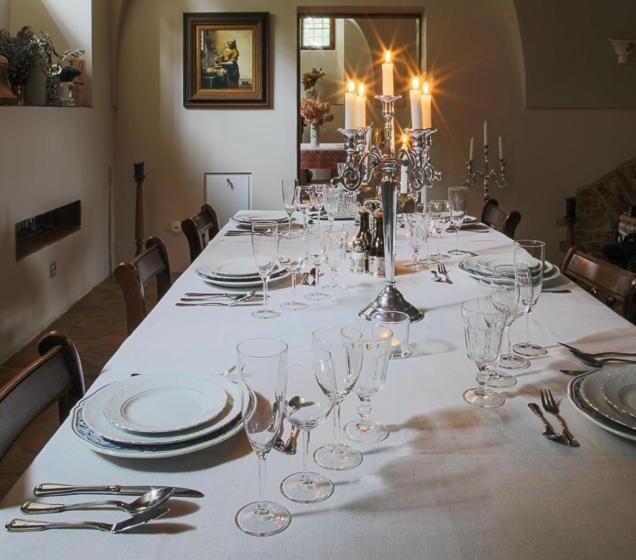 호텔 Pałac Nakomiady