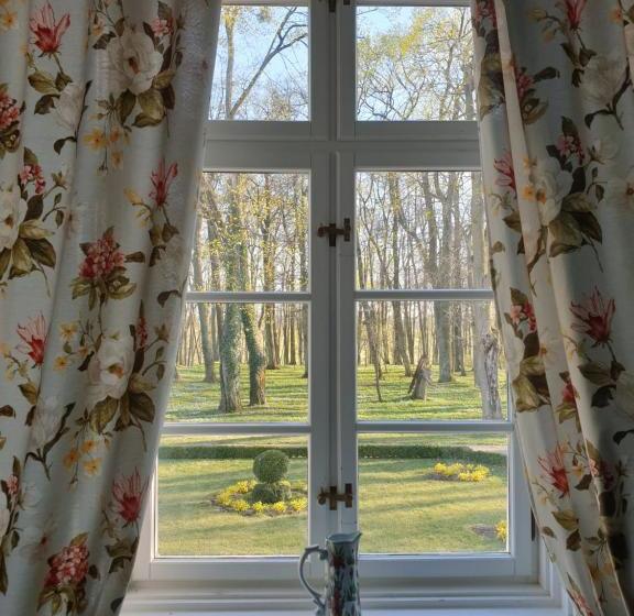 호텔 Pałac Nakomiady