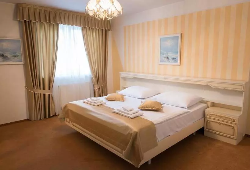 Hotelli Pod Zámkom