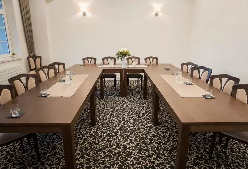 Hotelli Pod Zámkom