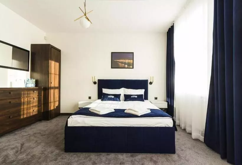 Hotelli Riverside