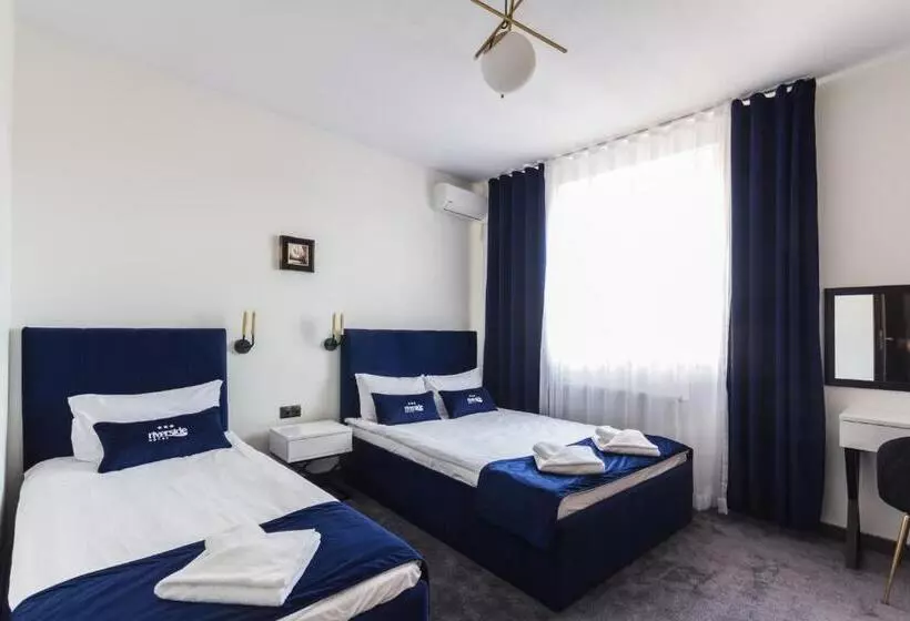 Hotelli Riverside