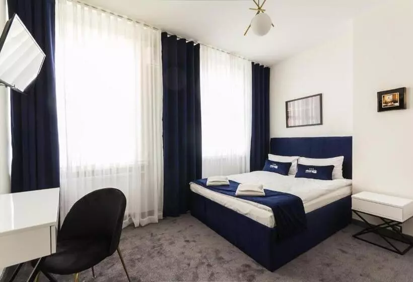 Hotelli Riverside