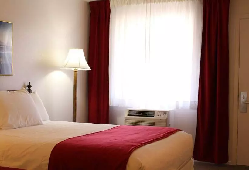 Hotelli Sovana Inn