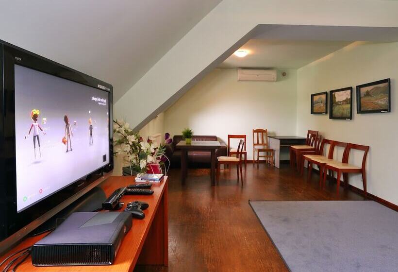 فندق Vesta Centrum Konferencyjno Wypoczynkowe