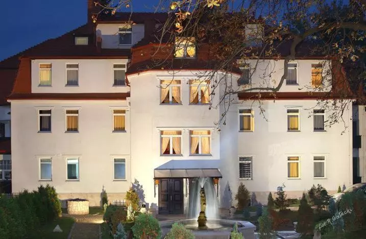 ホテル Kudowa Residence
