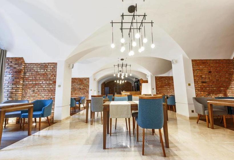 ホテル Zamek Bytów