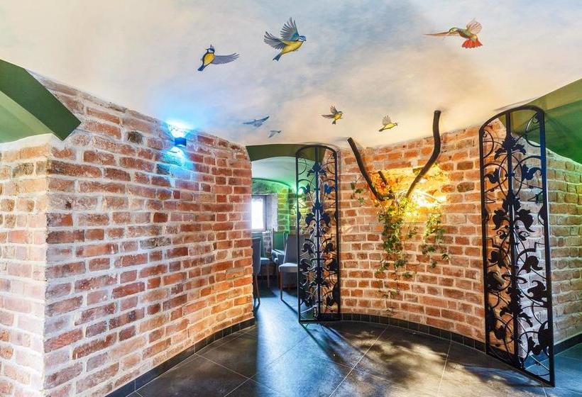 ホテル Zamek Bytów