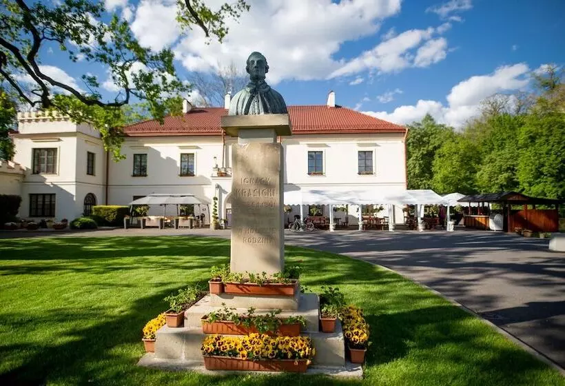 Hotelli Zamek Dubiecko