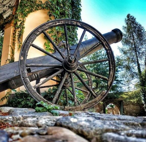 فندق Zamek Otmuchów