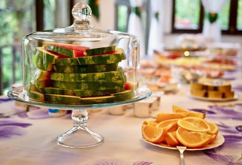 فندق Zamek Otmuchów