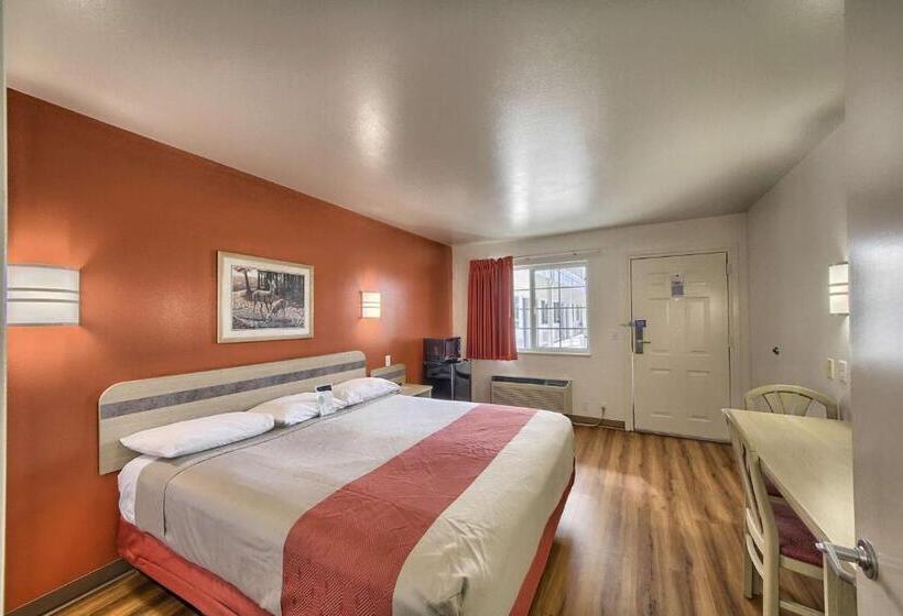 Motel 6kerrville, Tx