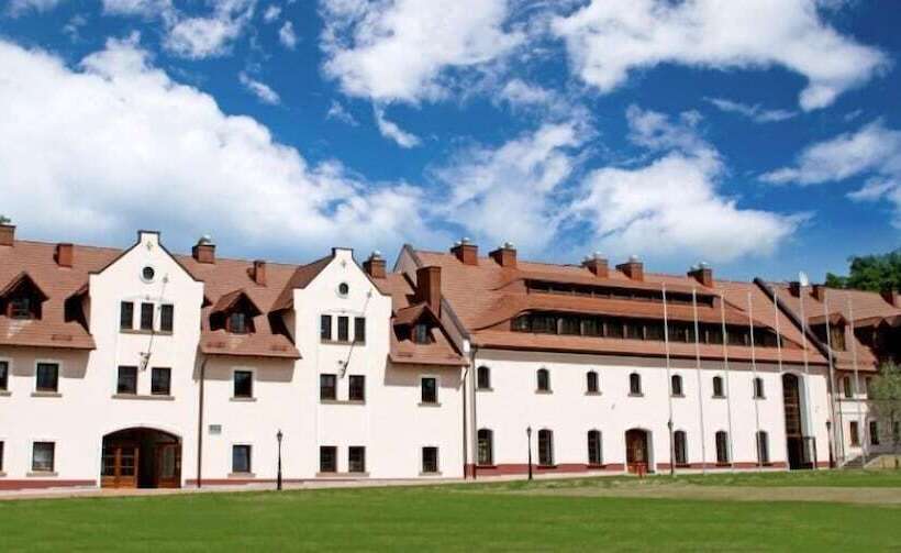 Palac Sulislaw Hotel & Spa