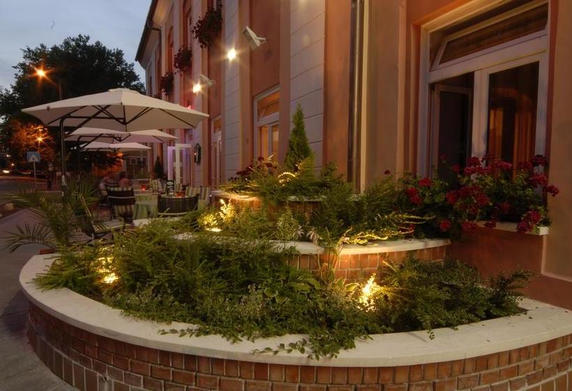 Отель Park  & étterem, Nagyatád