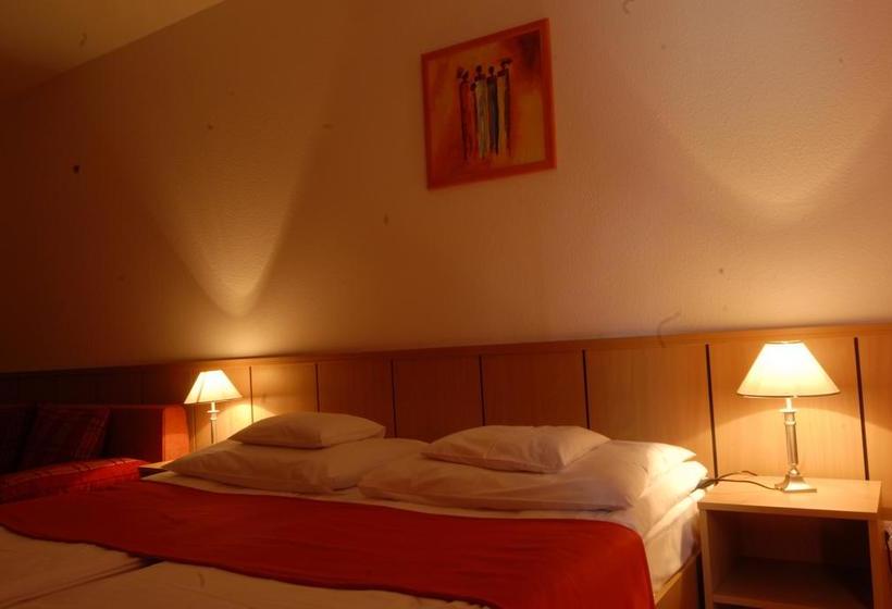 Отель Park  & étterem, Nagyatád