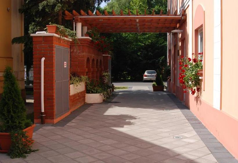 Отель Park  & étterem, Nagyatád