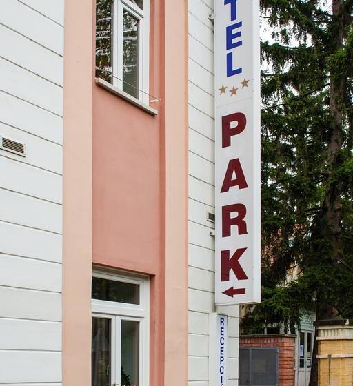 Отель Park  & étterem, Nagyatád