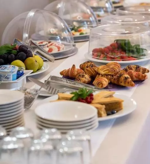 Versant Hotel & Spa