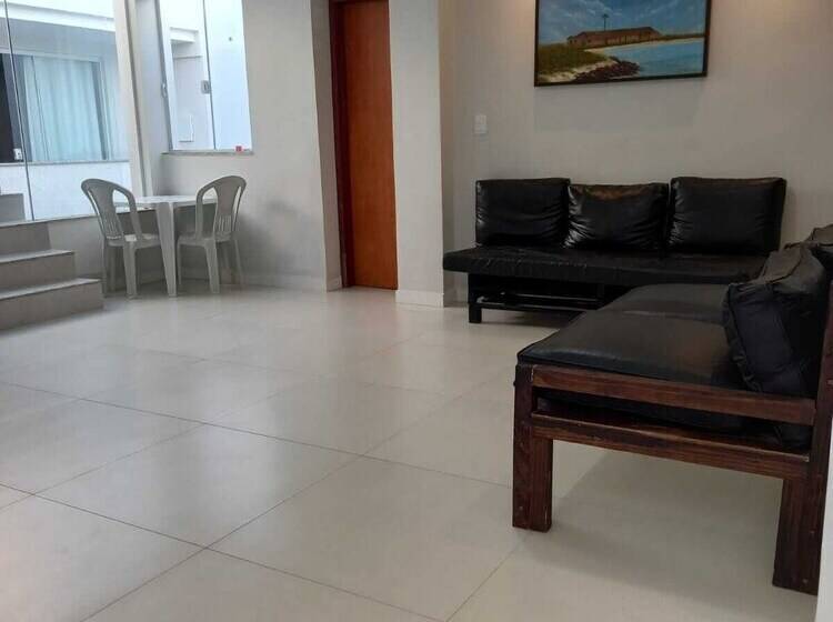 هاستل Suites Phison