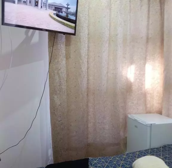 تختخواب و صبحانه Beyond New House