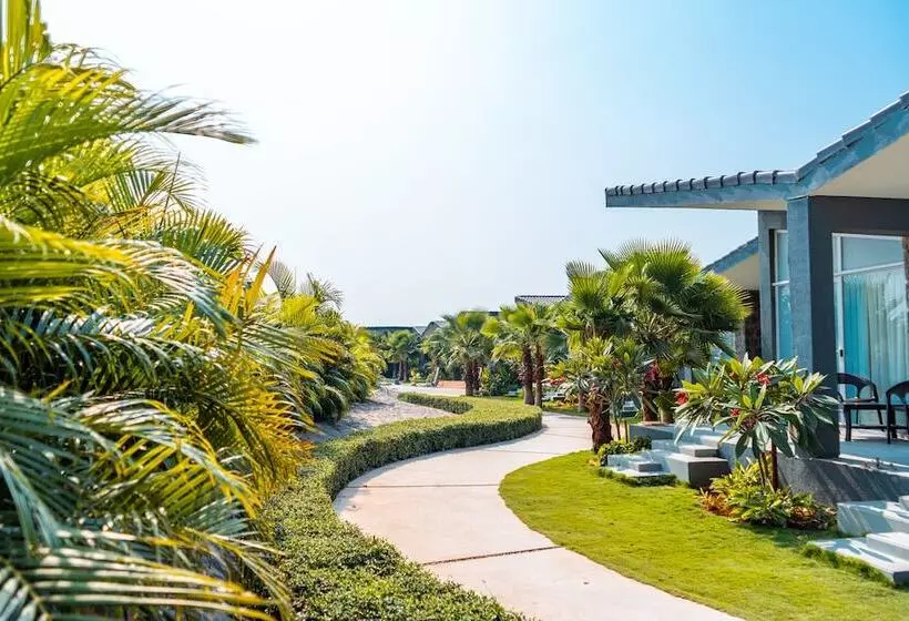 ホテル Basalt Paradise Resort And Spa