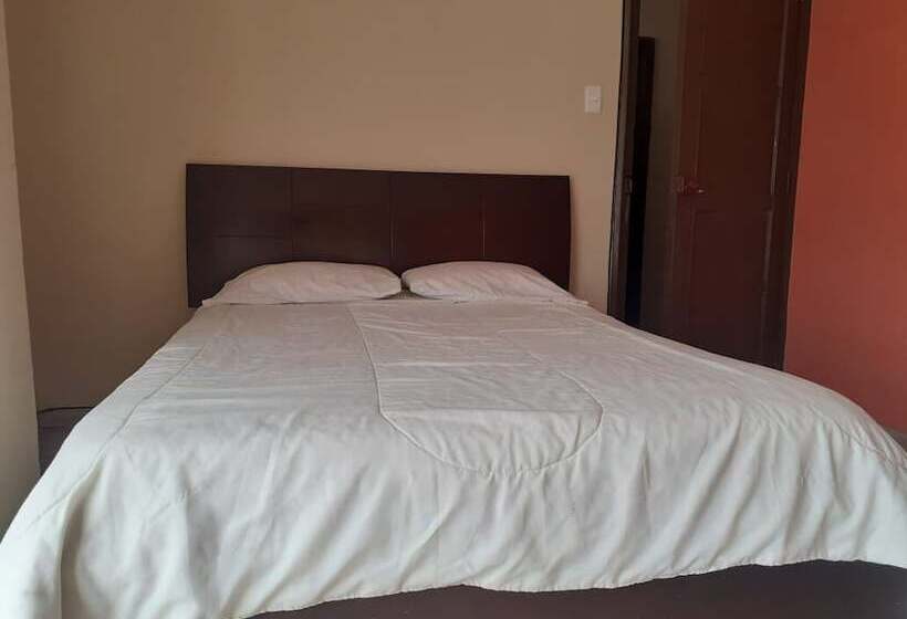 Hotel Hostal Resthouse