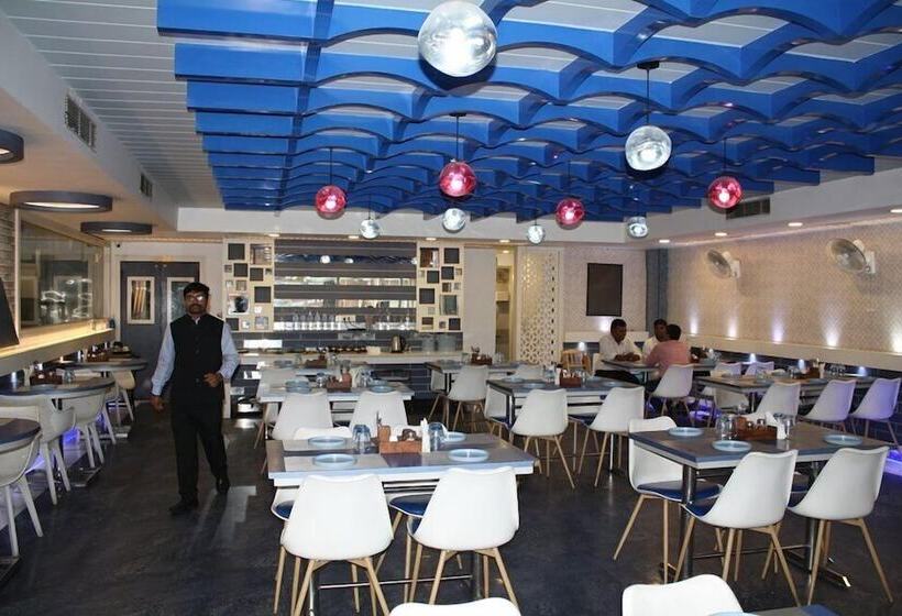 هتل Keshari Palace