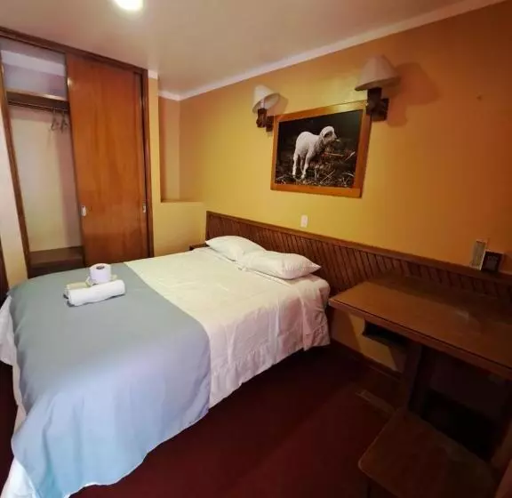 هتل La Casona