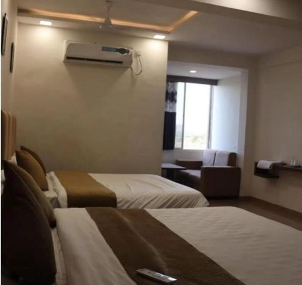 בית מלון כפרי Legend