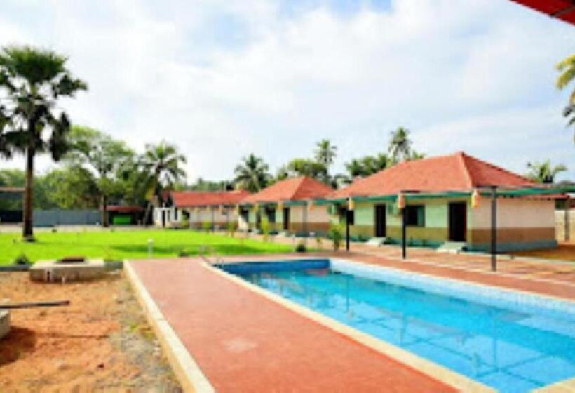 Hotel Lighthouse Beach Resort, Padu