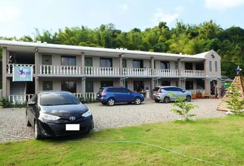 Hotelli Lone Star Inn