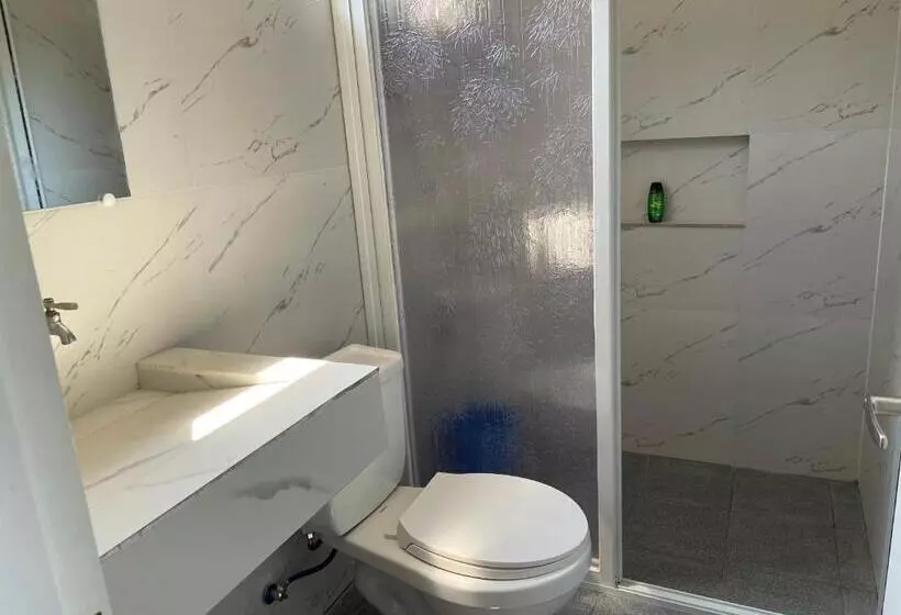 Hotelli Lone Star Inn