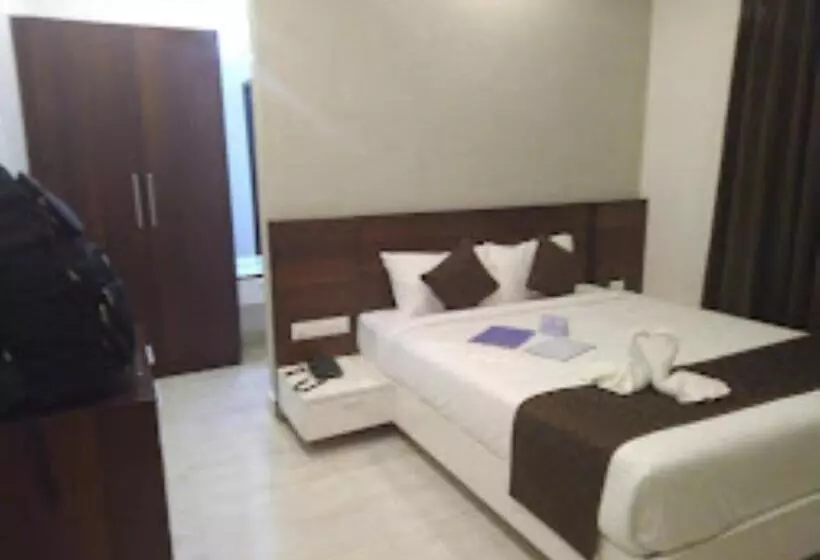 ホテル Mazus Inn Kerala