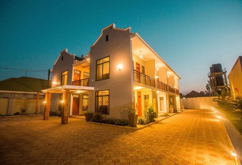 Medan Hotel & Apartments