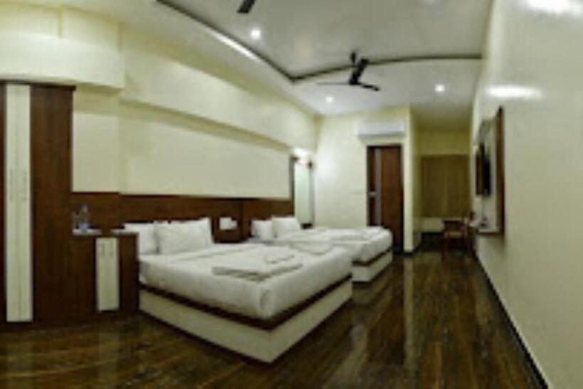 Hotel Nivetha Grand , Coimbatore