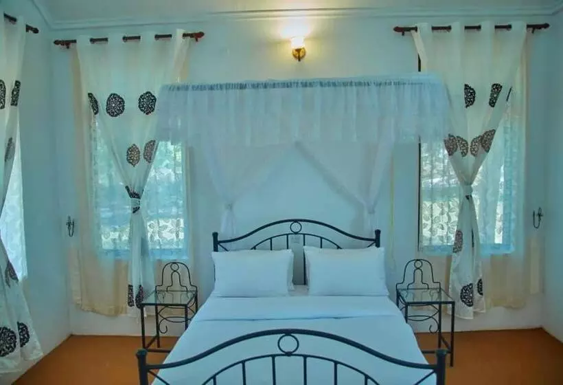ホテル Upendo Safari Lodge