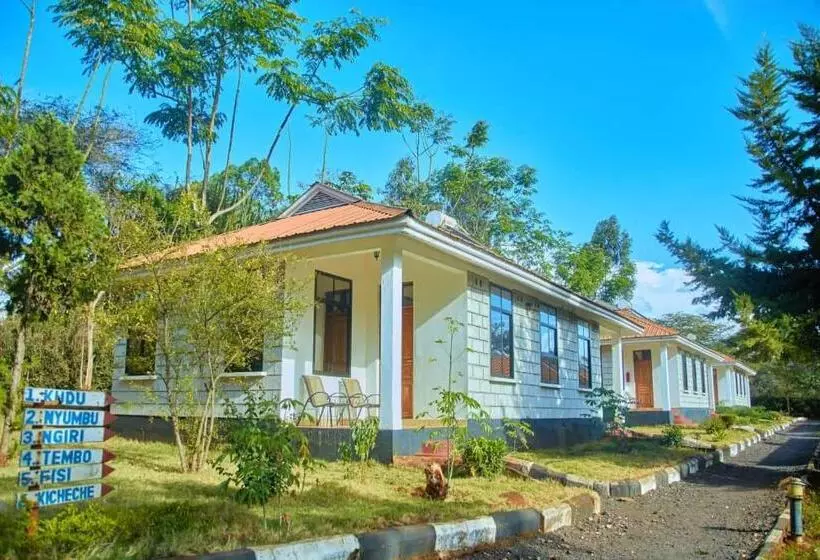 ホテル Upendo Safari Lodge