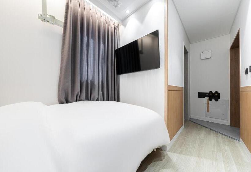 Hound Hotel Mokpo Peace Plaza
