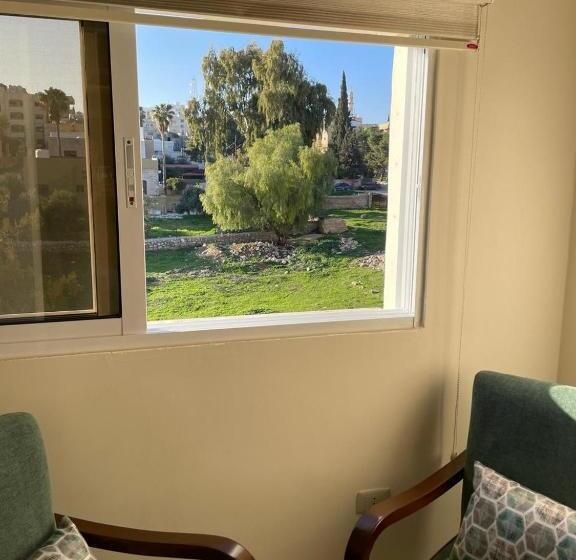 مُتل Classy Hostel