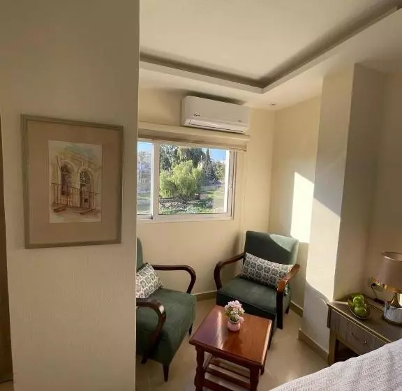 مُتل Classy Hostel