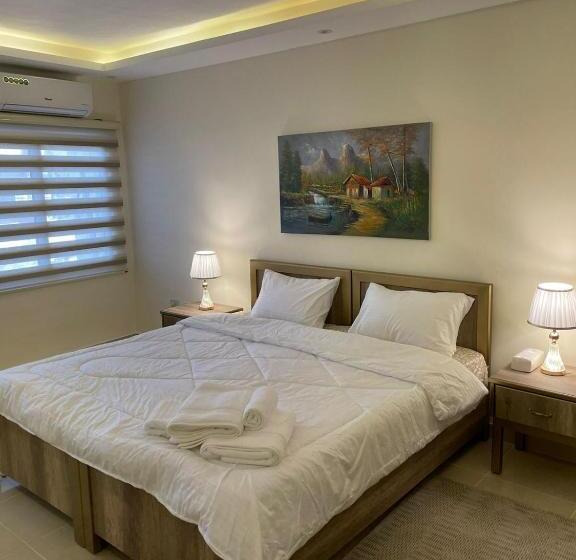 مُتل Classy Hostel