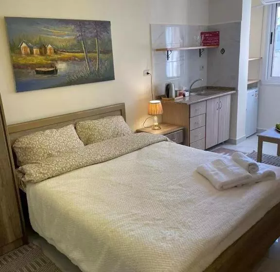 مُتل Classy Hostel